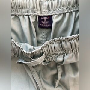 Women / Men Scrub pair top/bottom